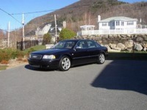 AUDI S8  2001 